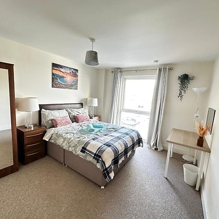 Coastline Apt Nearby The Beach 스완지 외부 사진