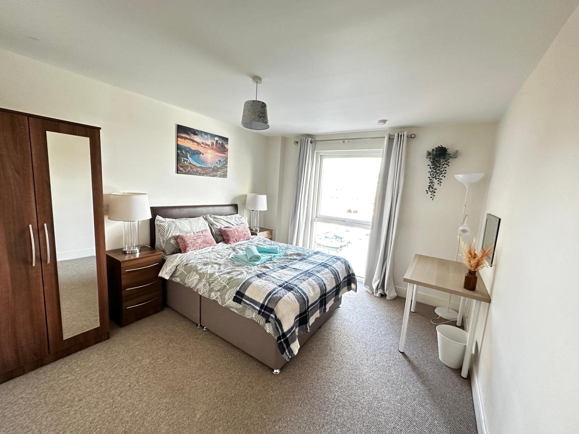 Coastline Apt Nearby The Beach 스완지 외부 사진